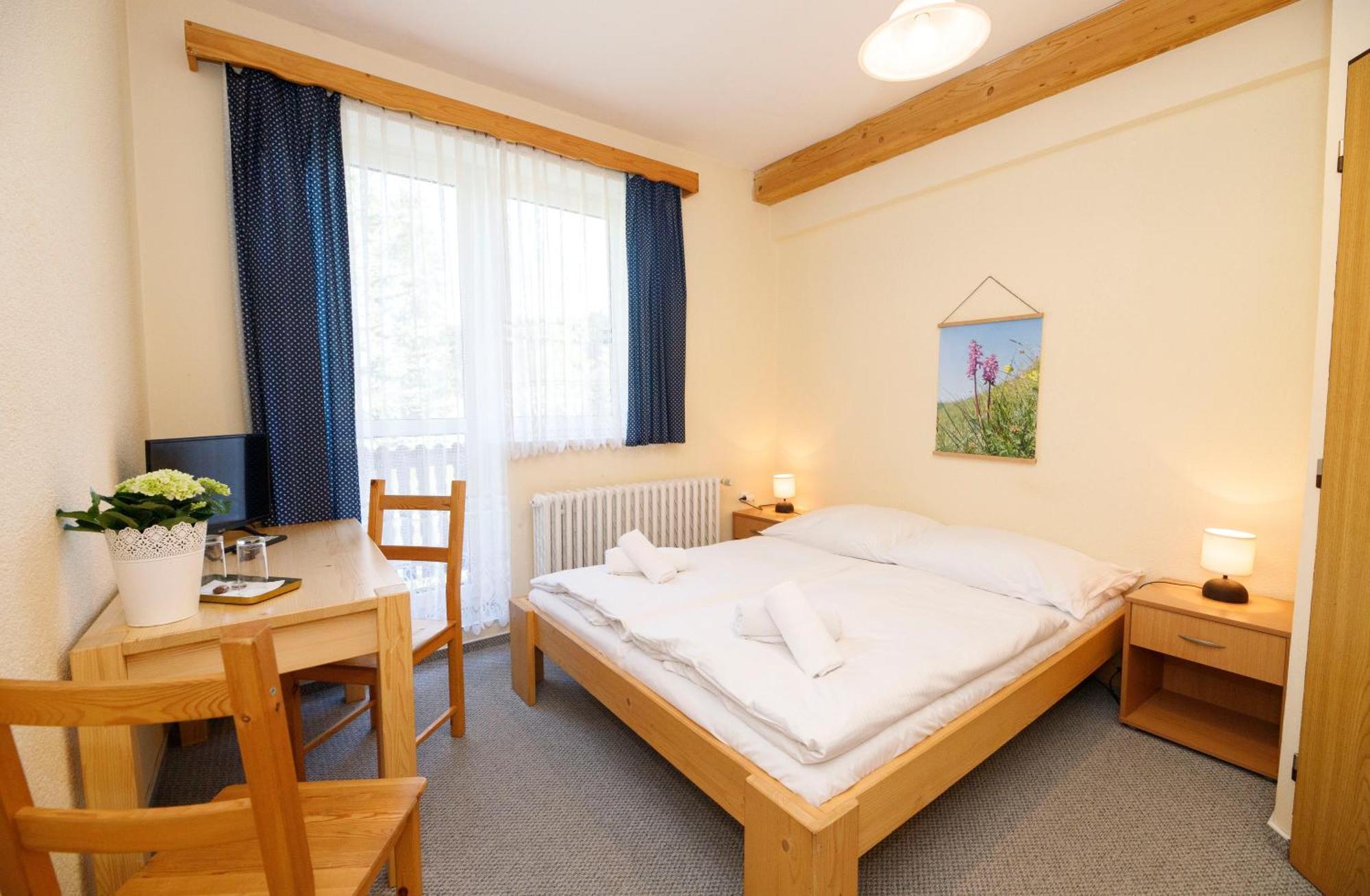 Horsky Hotel Kycerka Velké Karlovice Eksteriør billede