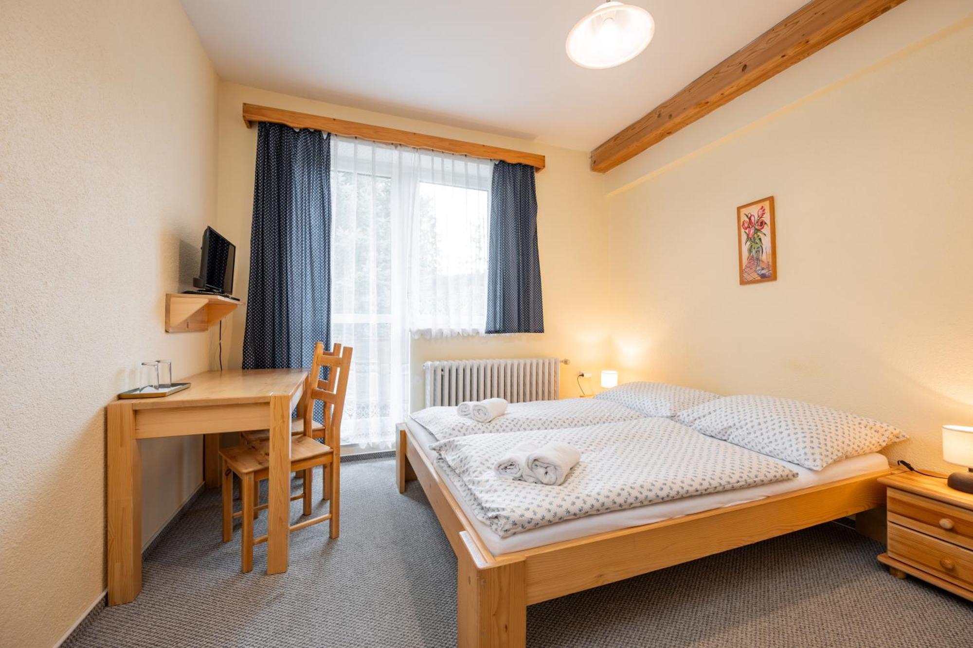 Horsky Hotel Kycerka Velké Karlovice Eksteriør billede