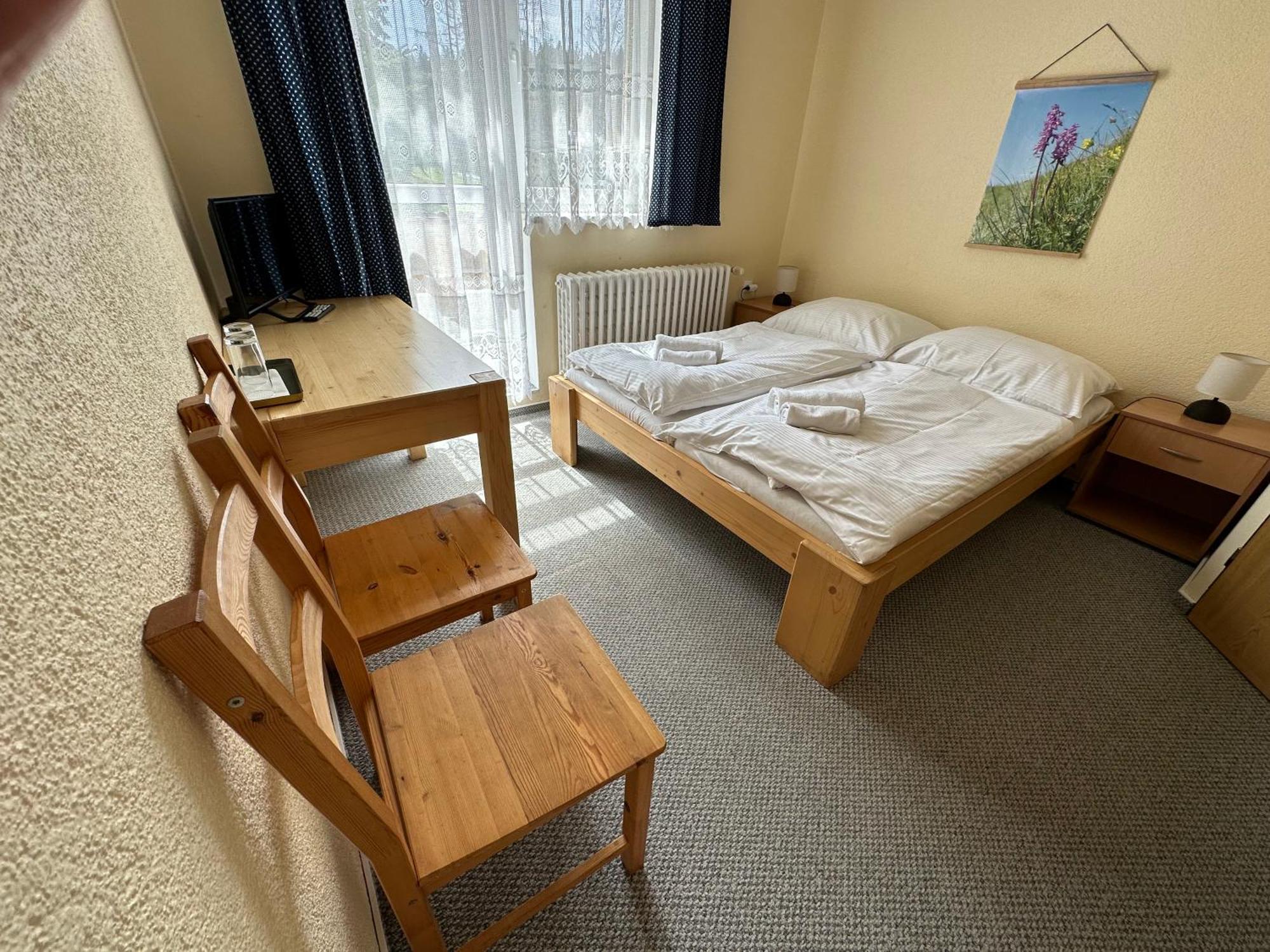 Horsky Hotel Kycerka Velké Karlovice Eksteriør billede